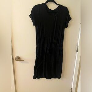 Casual Black Dress with Elastic Waistband & Pockets